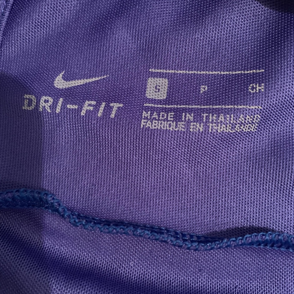 Nike T-shirt - Picture 4 of 4